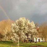 Апартаменты Spacious In With Garden