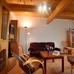 Spacious In With Garden *