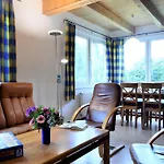 Lejlighed Spacious In With Garden *