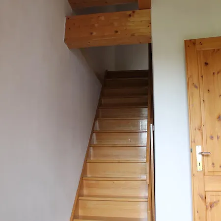 Spacious In With Garden *