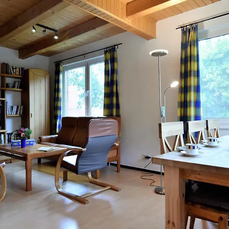 Apartment Spacious In With Garden