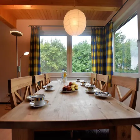 Spacious In With Garden Lejlighed Boddin