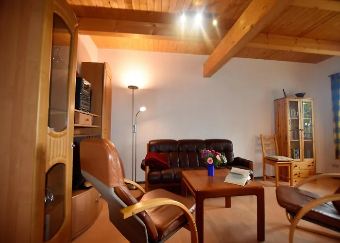 Spacious In With Garden Apartamento Boddin